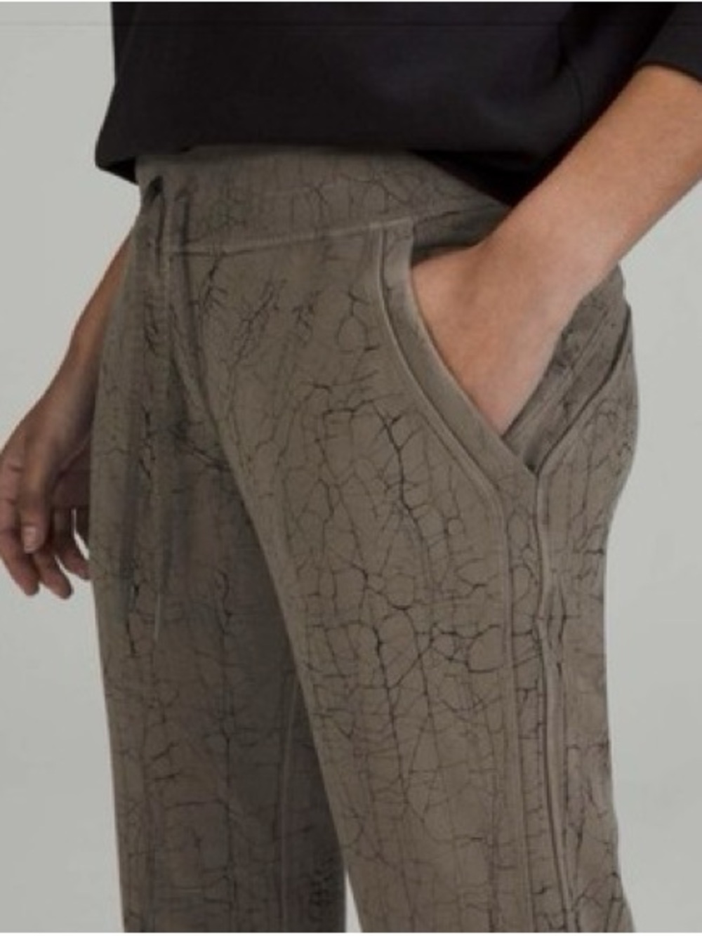 lululemon athletica Taupe Knit Joggers - Picture 3 of 9